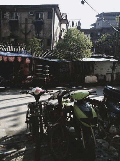 中国的城中村和一些国家的贫民窟是一个概念吗