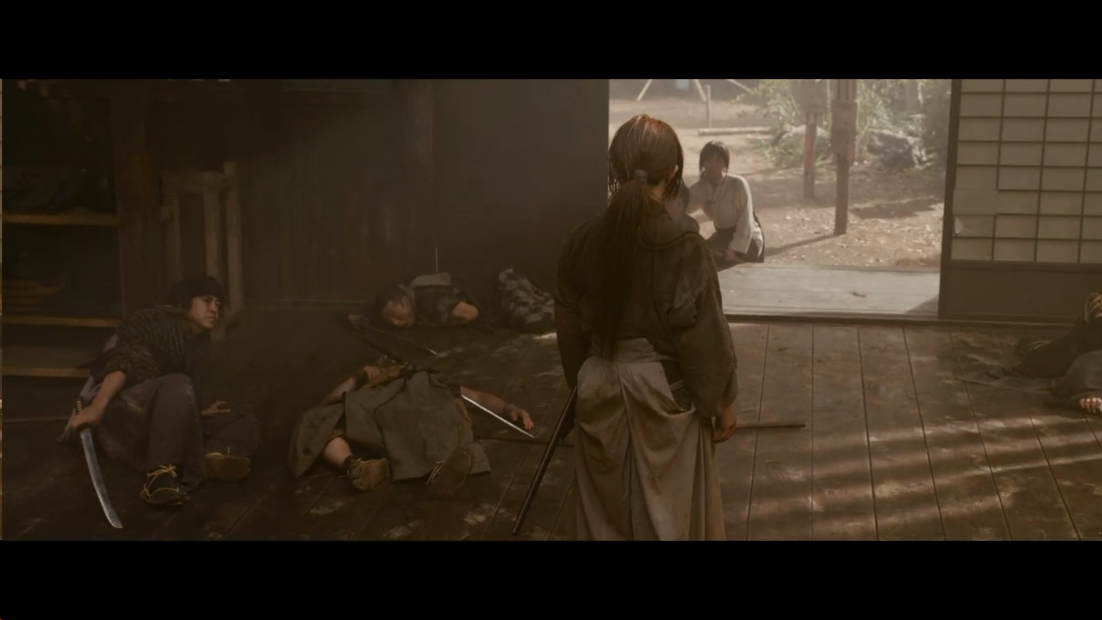 如何评价《浪客剑心》真人版三部曲的剑术动作场面?