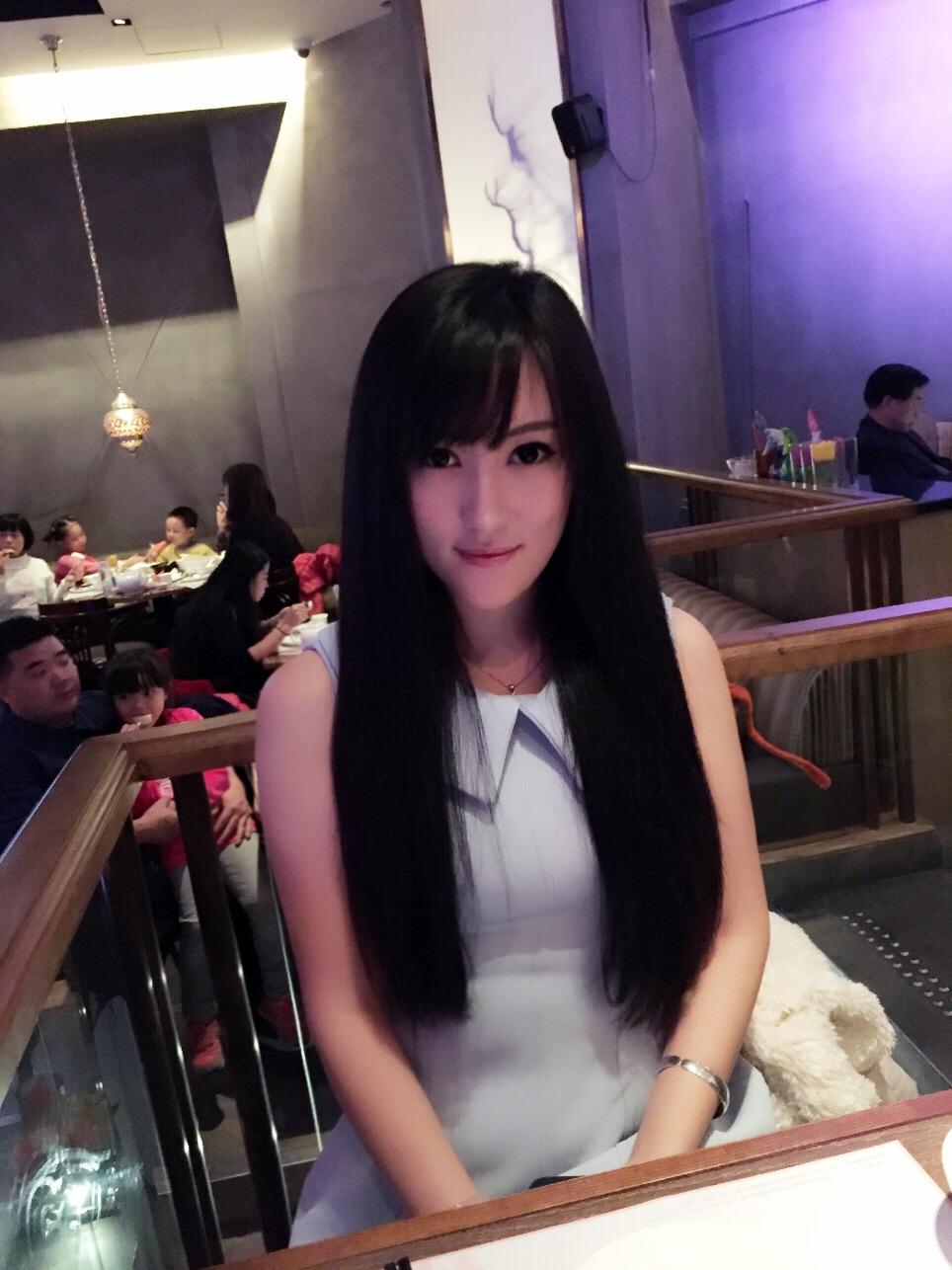 <em>头发</em>干燥并且烫过,<em>沙发</em>特别<em>严重</em>,怎么改善?有