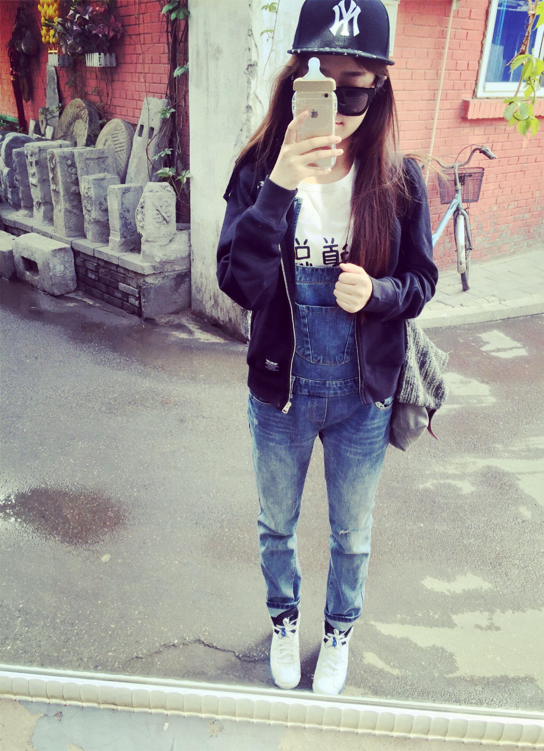 85年以后出生,个人月收入1万以上的人,生活水