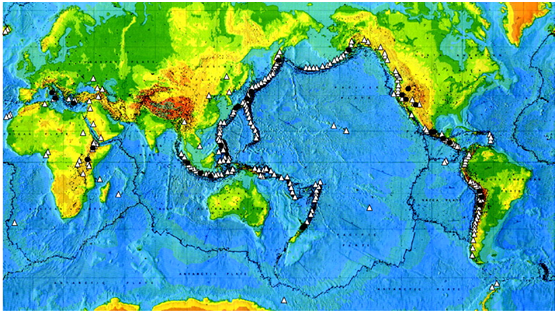 看一下全球火山分布图