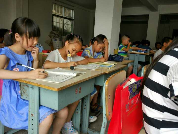 大二学生,暑假想在家(农村)办一个补习班,针对小学生