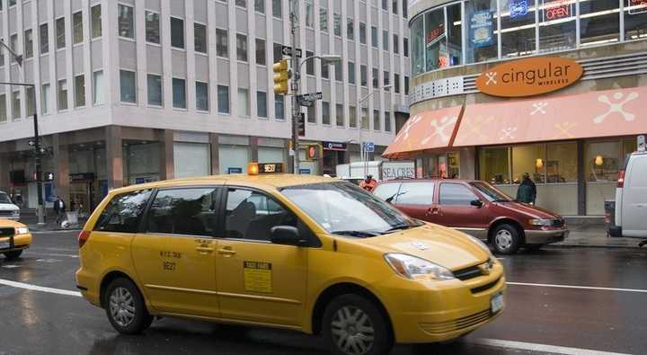 为什么出租车都是轿车而不是面包车?