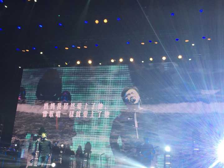 如何评价2015-2016李志跨年音乐会?