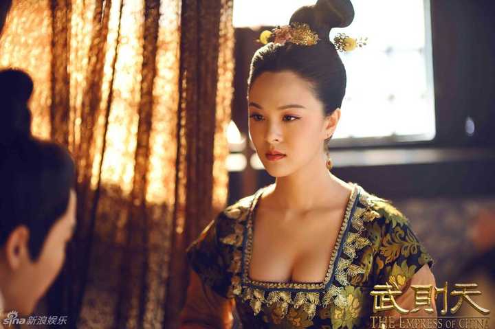 《武媚娘传奇》中的服饰有哪些不妥的地方?