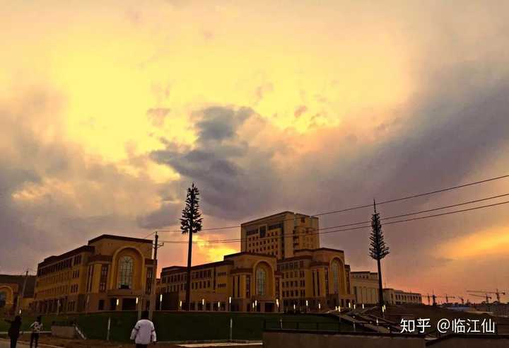 在新疆师范大学读书是怎样一种体验?