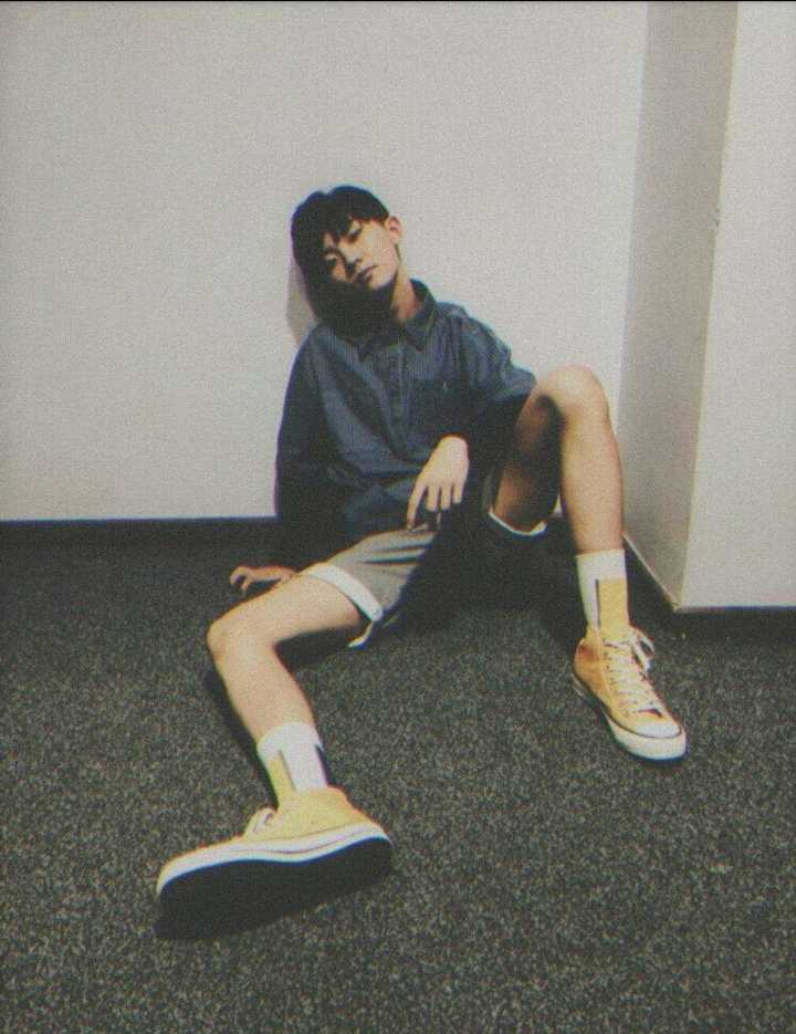 如何评价台风少年团少年郎mv?