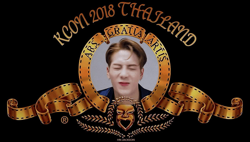 但是状态很好的话就……比如今年中秋这张炸了粉丝圈的图哈哈哈哈哈哈