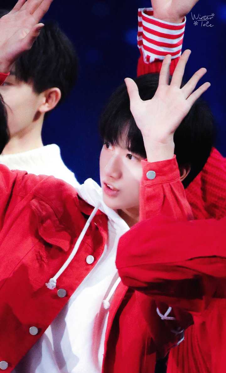 为什么喜欢tf家族敖子逸?