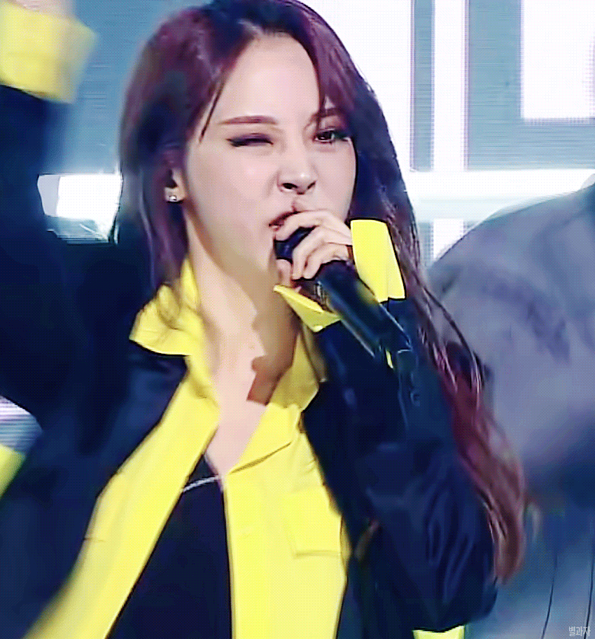 如何评价mamamoo玟星的颜?