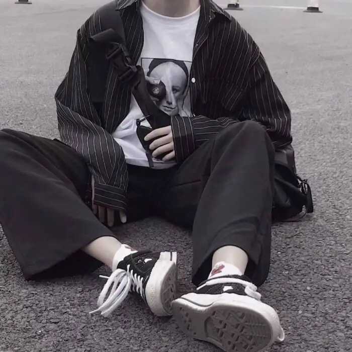 有没有那种高逼格好看的微信男头像?
