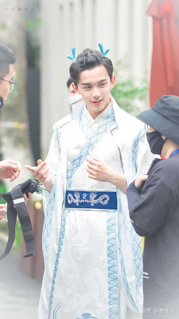 有没有最近吴磊录奔跑吧的路透?
