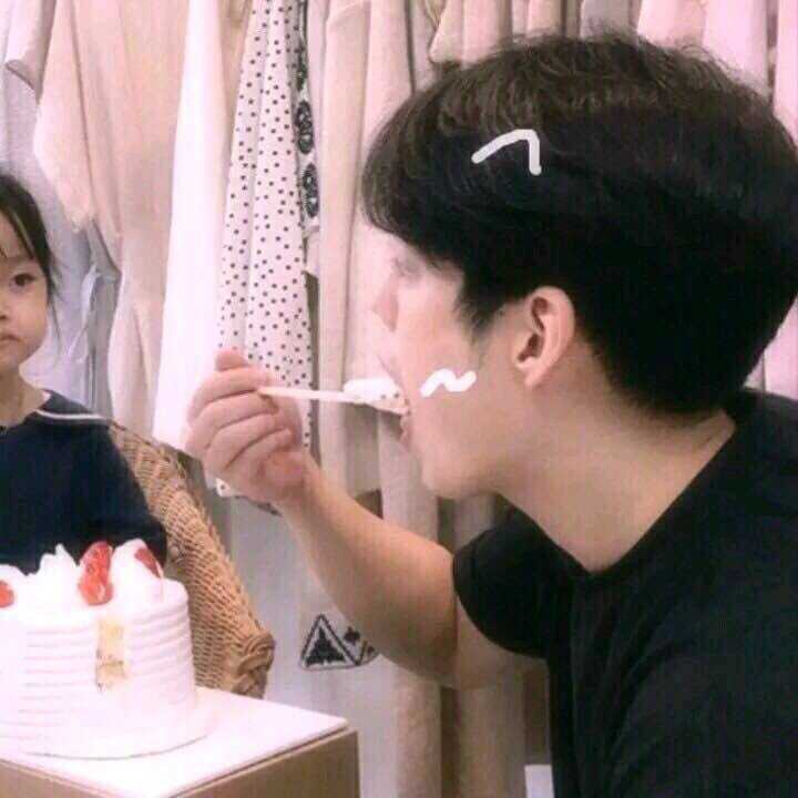 有没有小孩子的情侣头像?