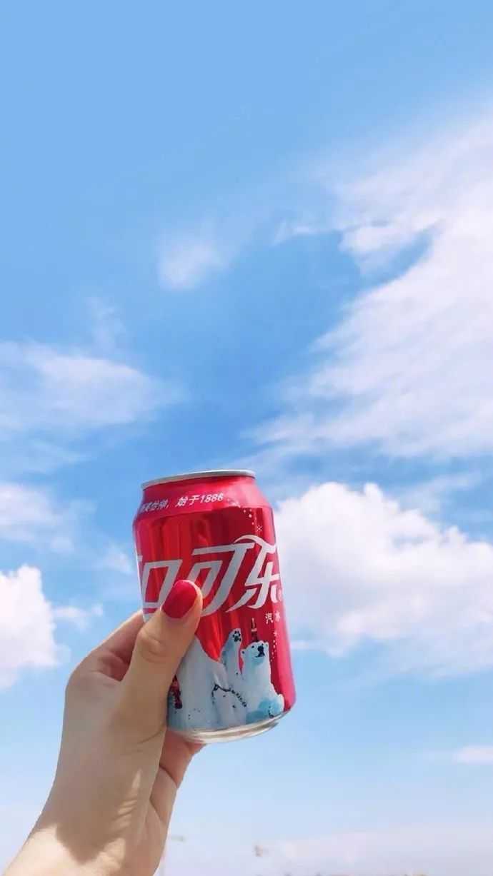有些壁纸真的看上去就让人很开心. 分享一下最近收集的,希望喜欢.