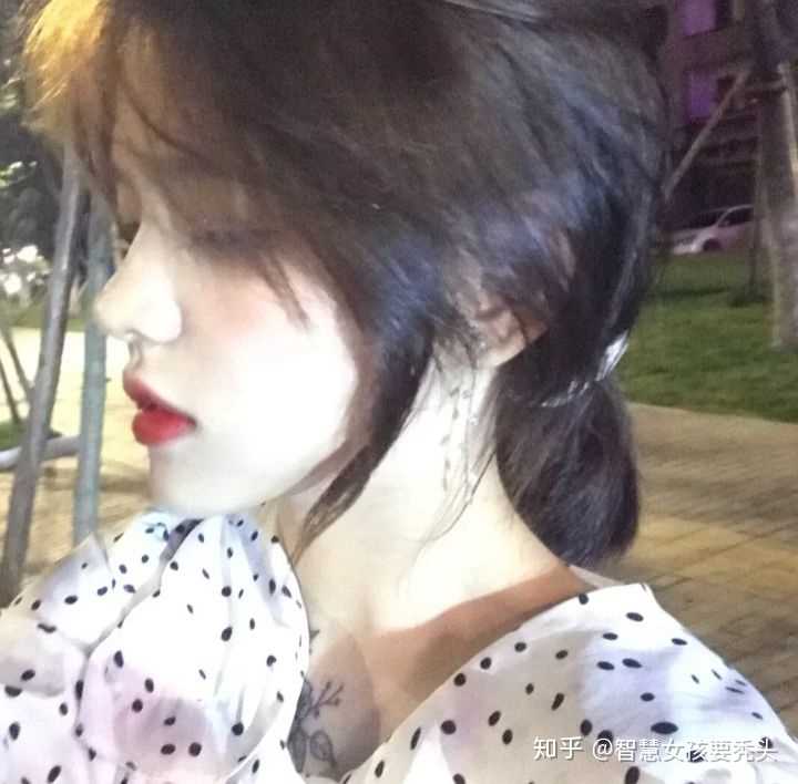 有哪些特别好看的女生头像?
