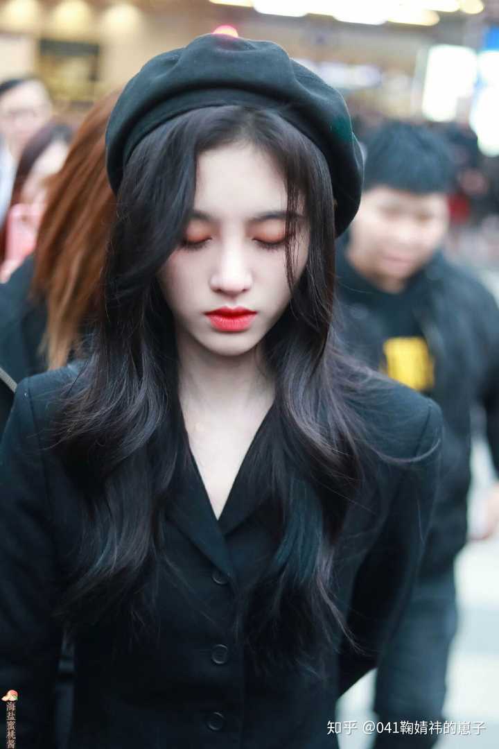请问谁有鞠婧祎图片吗?
