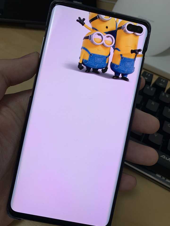 有哪些完美适配三星 s10,s10  打孔屏的壁纸?