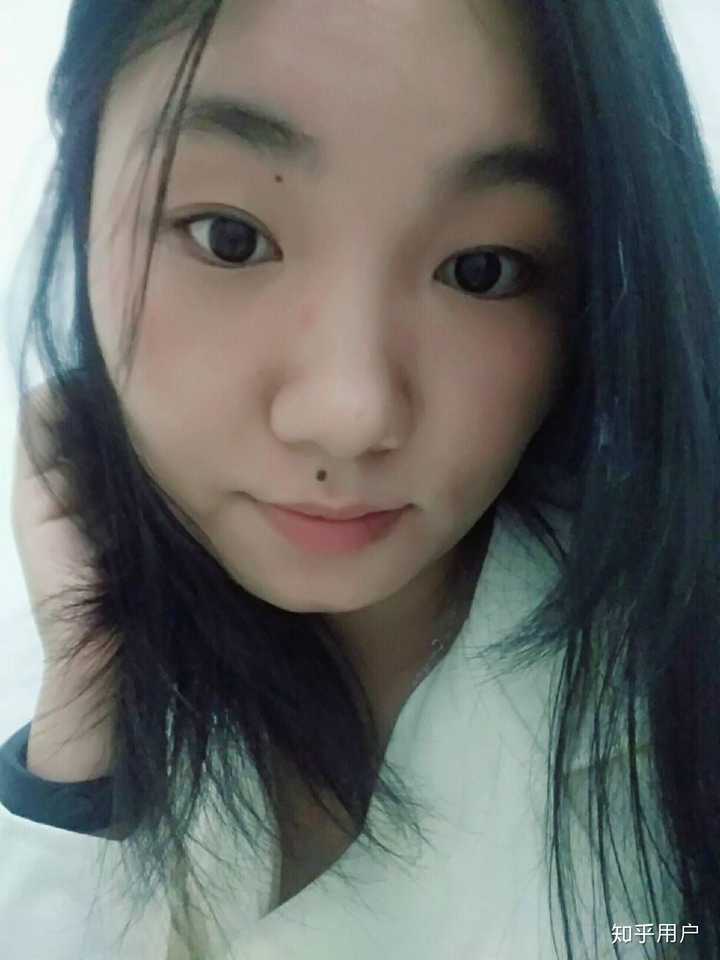 长相稚嫩的女生有什么特点?