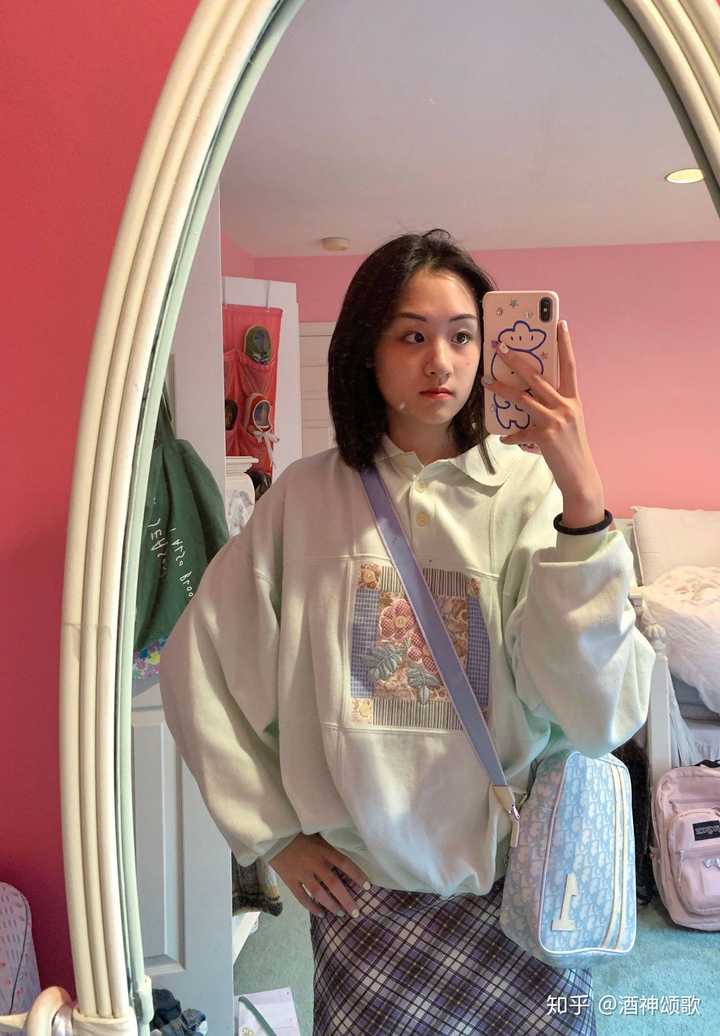 如何评价b站up主jy小语?