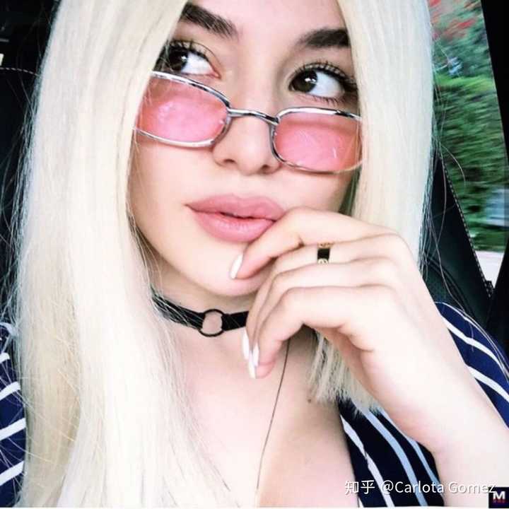 ava max,原名amanda ava koci,中文译名为艾娃·麦克斯