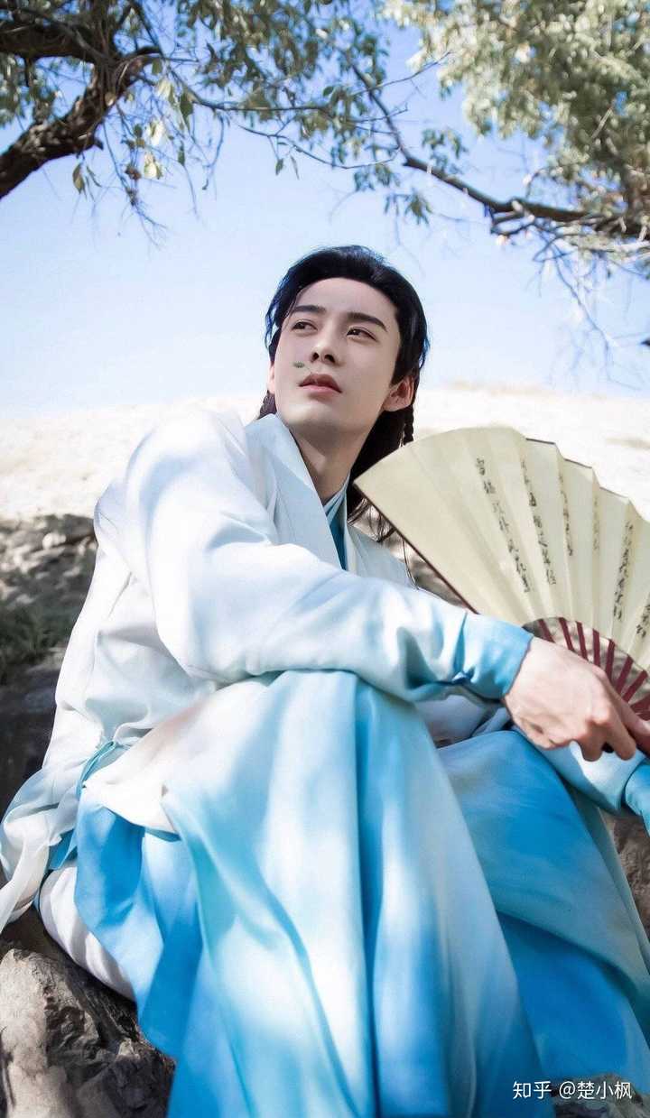 给 陈星旭 手 买个热搜吧!