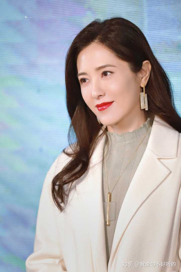 长相成熟的女明星有那些?