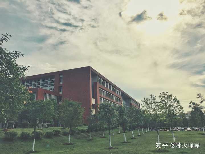 在韶关学院就读是怎样的一番体验?