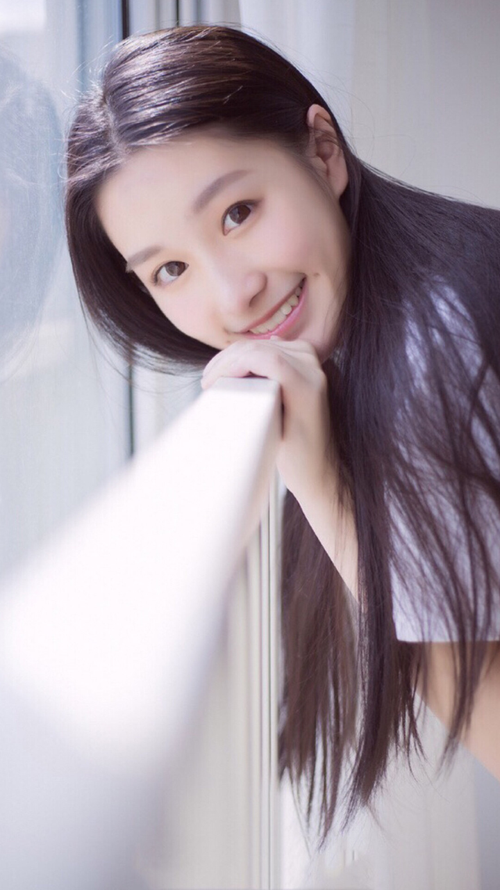 有哪些好看到极致的全面屏壁纸