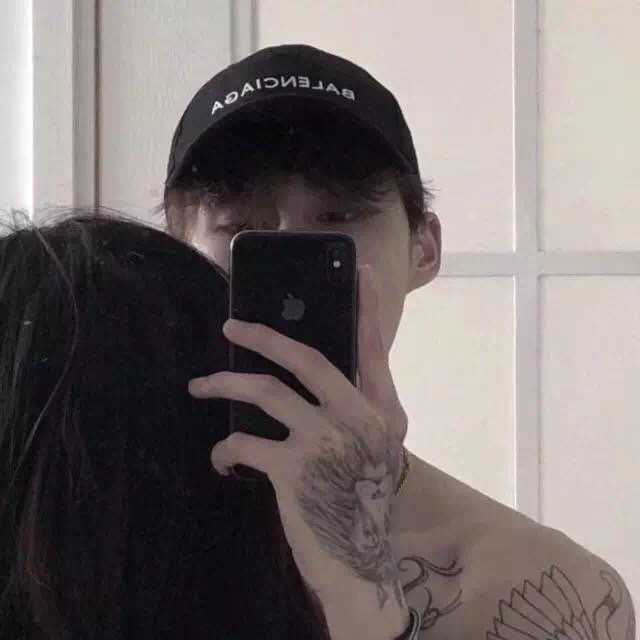 有什么不是动漫且还是很酷的情侣头像?