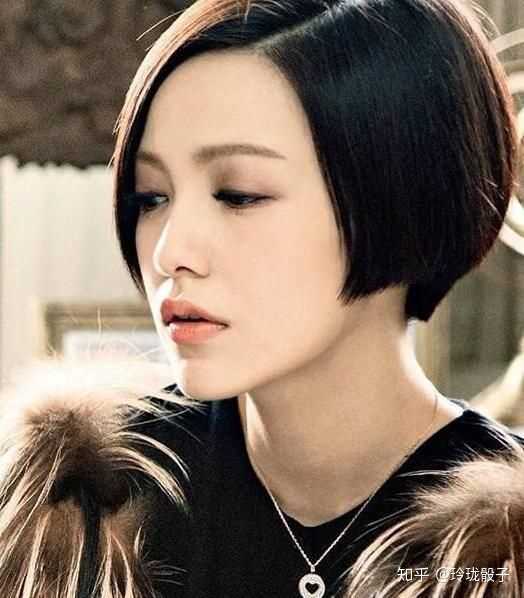 有哪些短发比长发好看的女明星