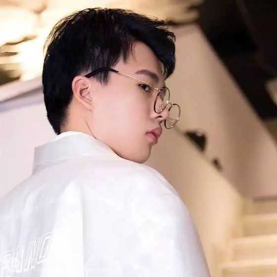 有姐妹给我分享一波德云社角儿们的绝美图片的吗(四百