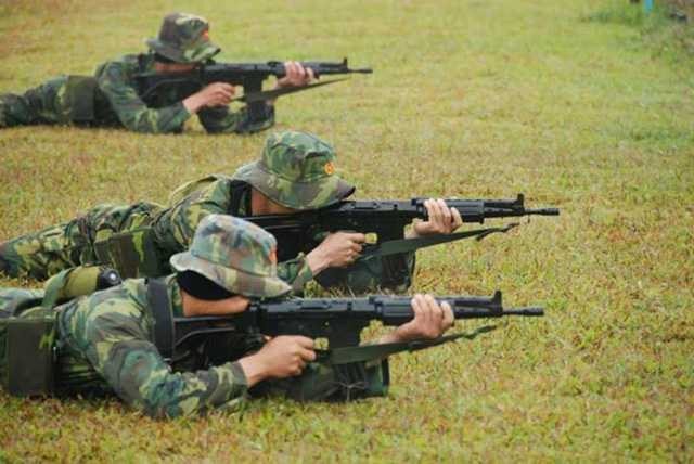 越南军队枪械