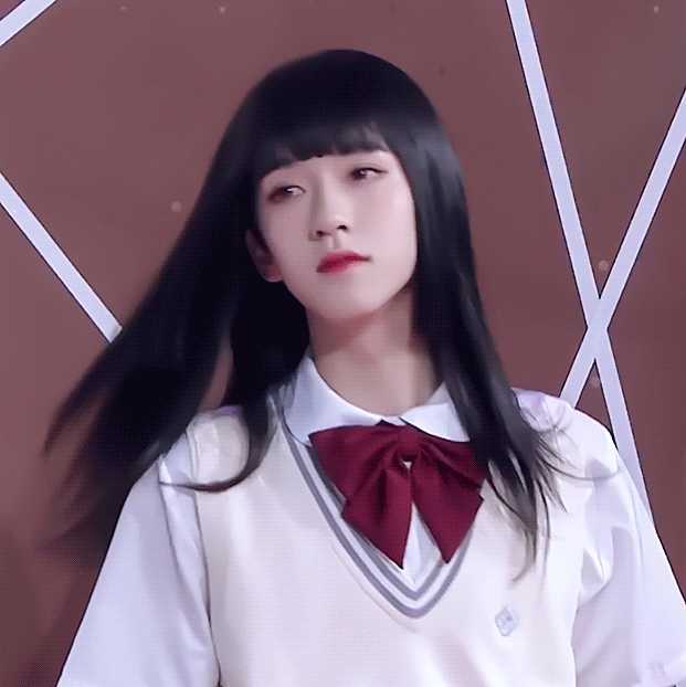时代峰峻为什么不尝试一下招女训练员?