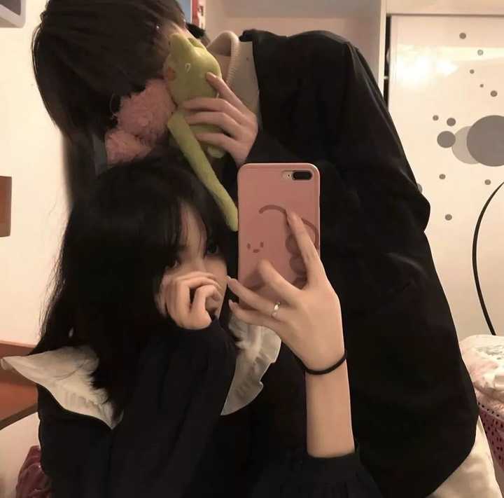 你见过哪些超甜的情侣头像?