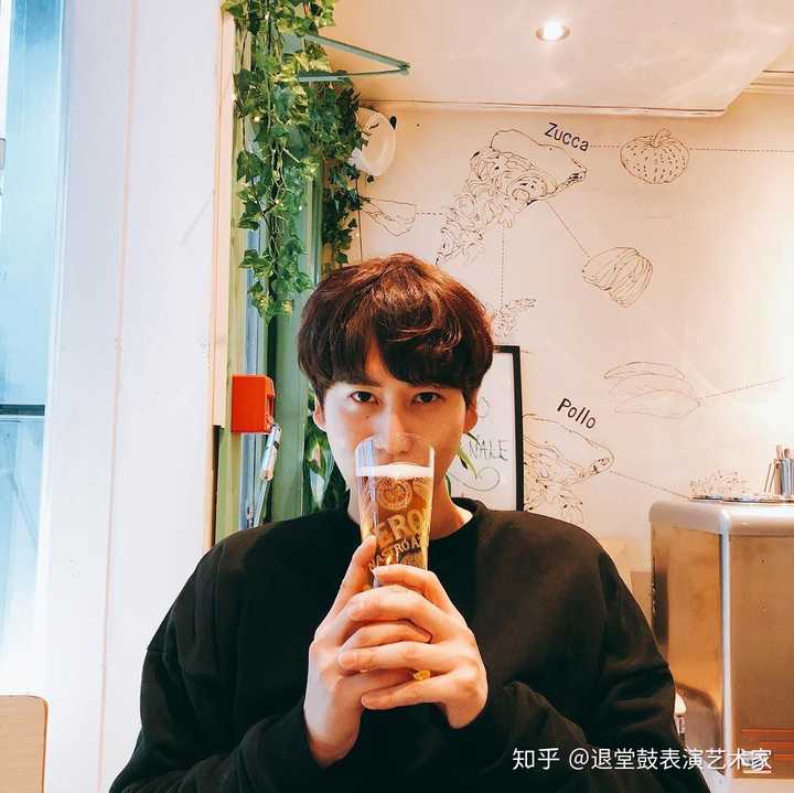 我的本命大人~蜜嗓特别有辨识度,歌剧也唱的很好,从看花样男子的时候