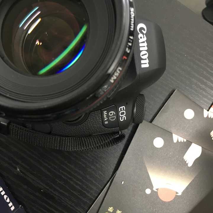 想买一个全画幅相机,是选择佳能6d2,还是索尼a7m2?