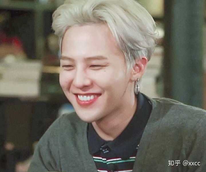 如何评价权志龙的长相