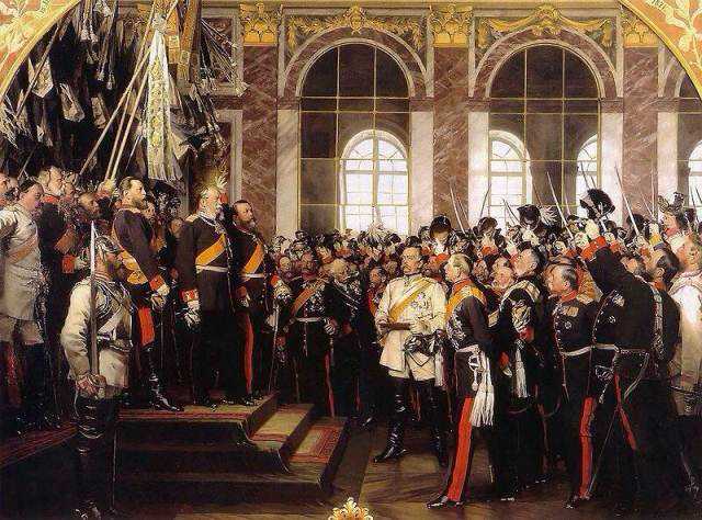 这一幅画,画中一派热闹景象,普鲁士国王威廉一世加冕为德意志皇帝