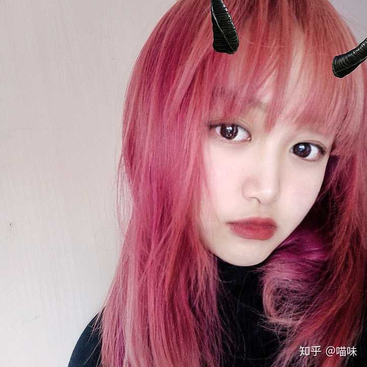 头发染色后,各种颜色掉色的过程是什么样子的?