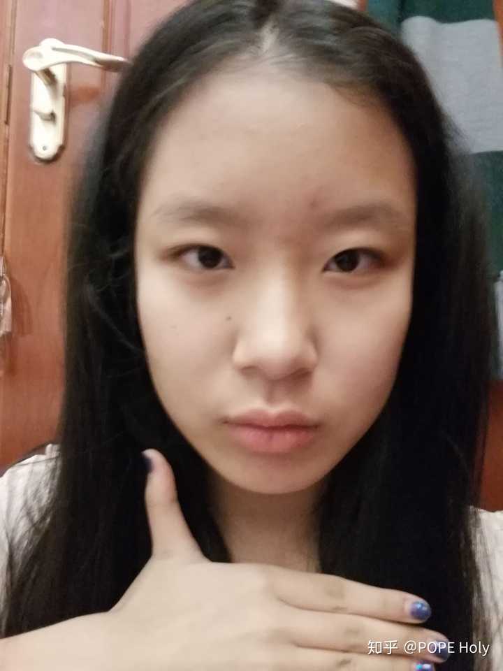 长的丑但自拍巨好看是一种怎样的体验?