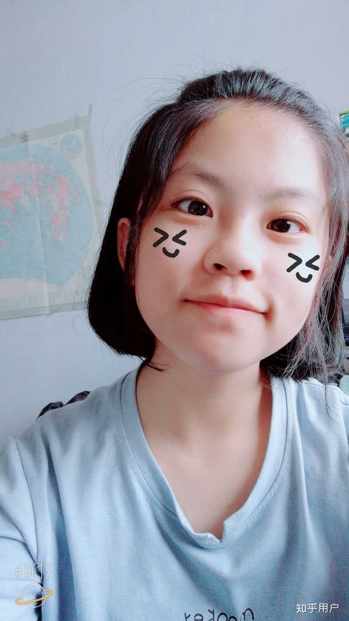 于是,我当天下午没项目特地扎了双马尾卖个萌.
