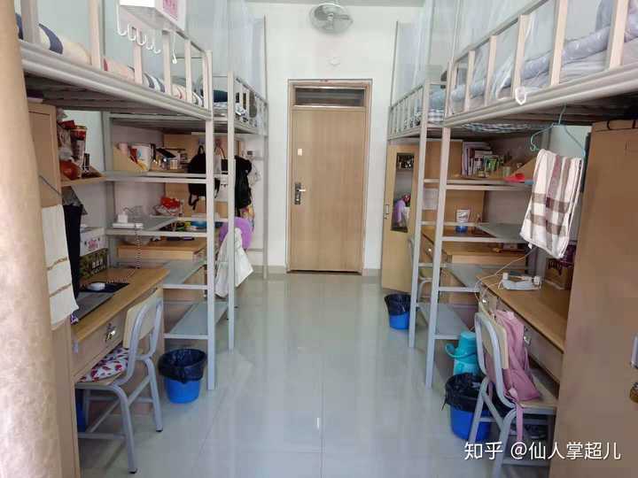天津中医药大学的宿舍条件如何?校区内有哪些生活设施