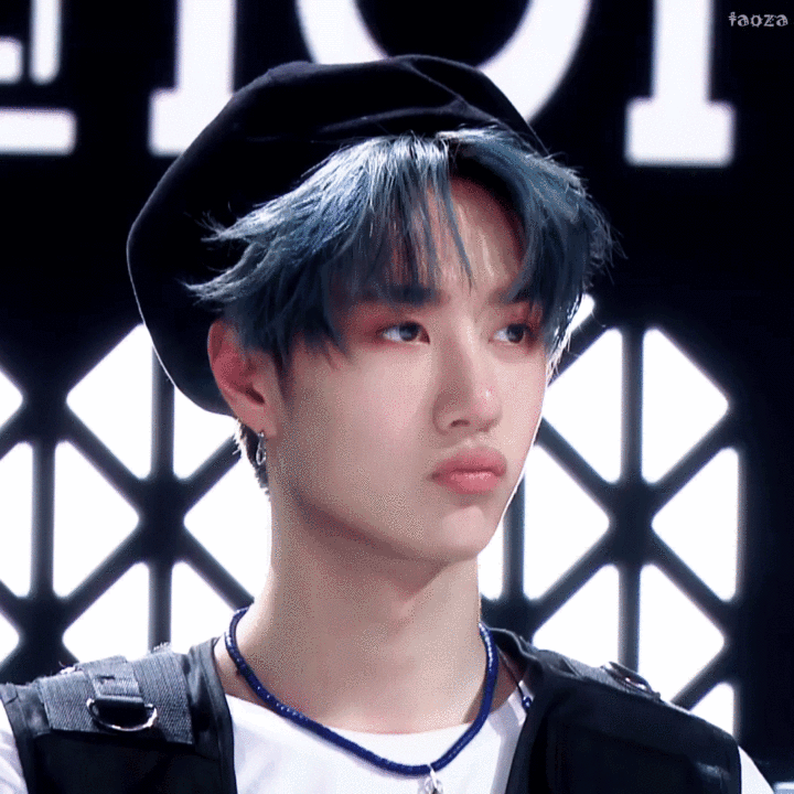 王一博有哪些绝美图片,可以要无水印的吗 (别问,问就是想空手套美图)?