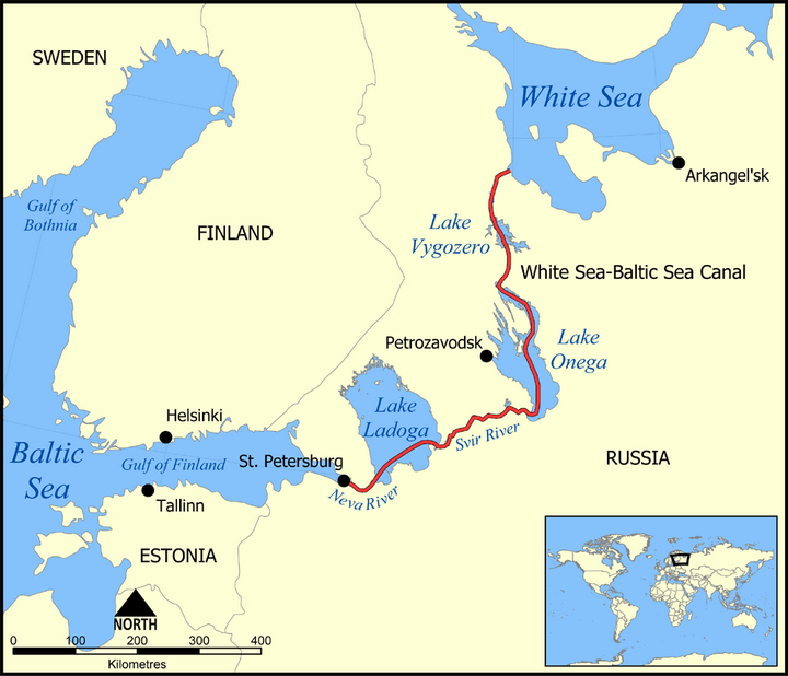 运河全长227公里,部分河段借用了数条河流和三个湖泊:拉多加湖,奥涅加