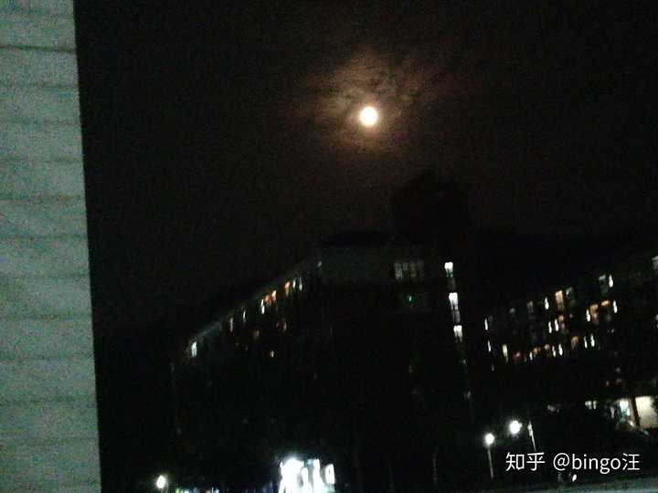 在学校的那个晚上