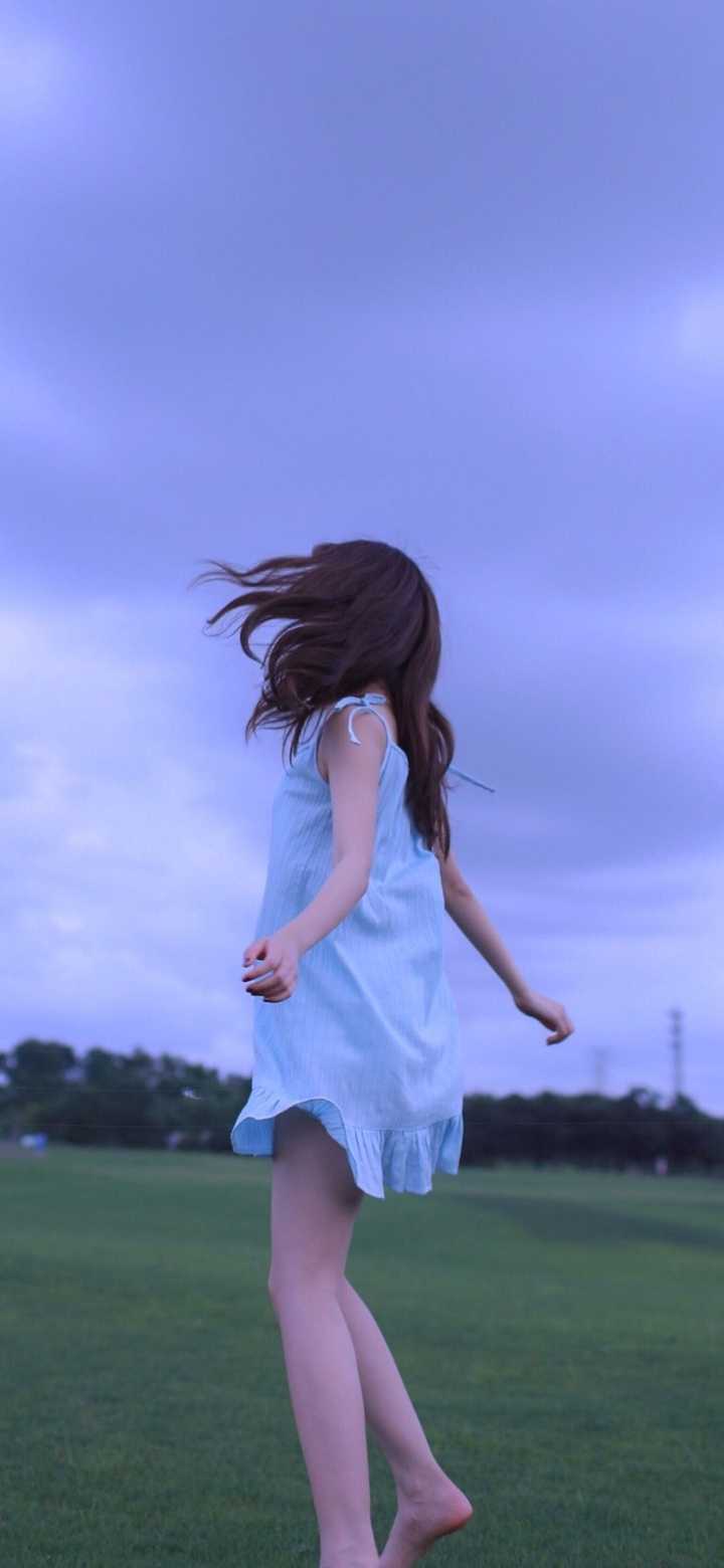 有没有一些好看的女孩子壁纸?