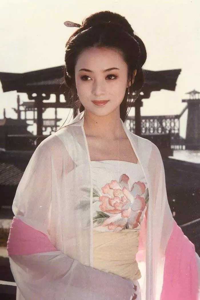 中国古典美女应该长什么样子?