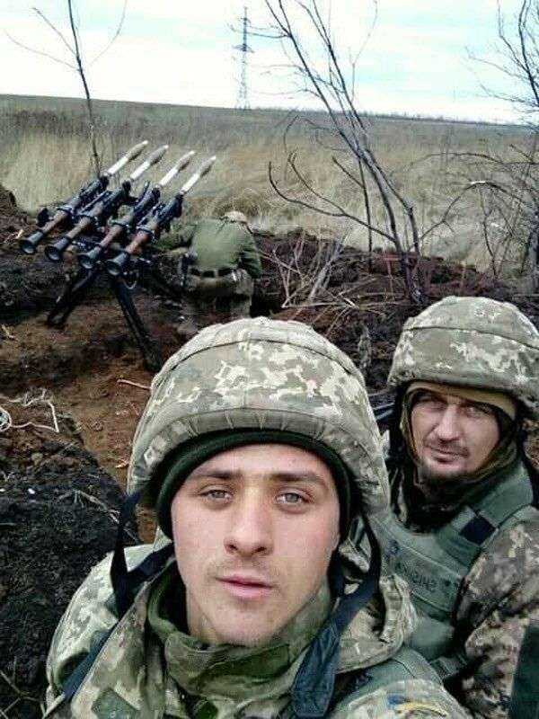装备乌克兰军队乌克兰单兵spg-9无后坐力炮乌克兰士兵图片乌克兰军队