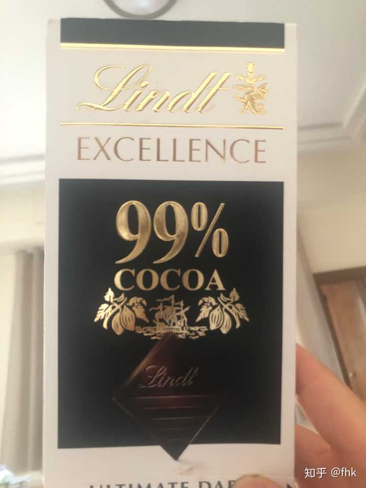 99%的纯度,一个法国牌子,口感很赞,纯正的黑巧克力味道,一对比才发现