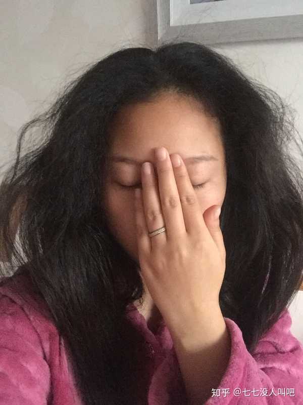 女生自来卷什么头型好看?